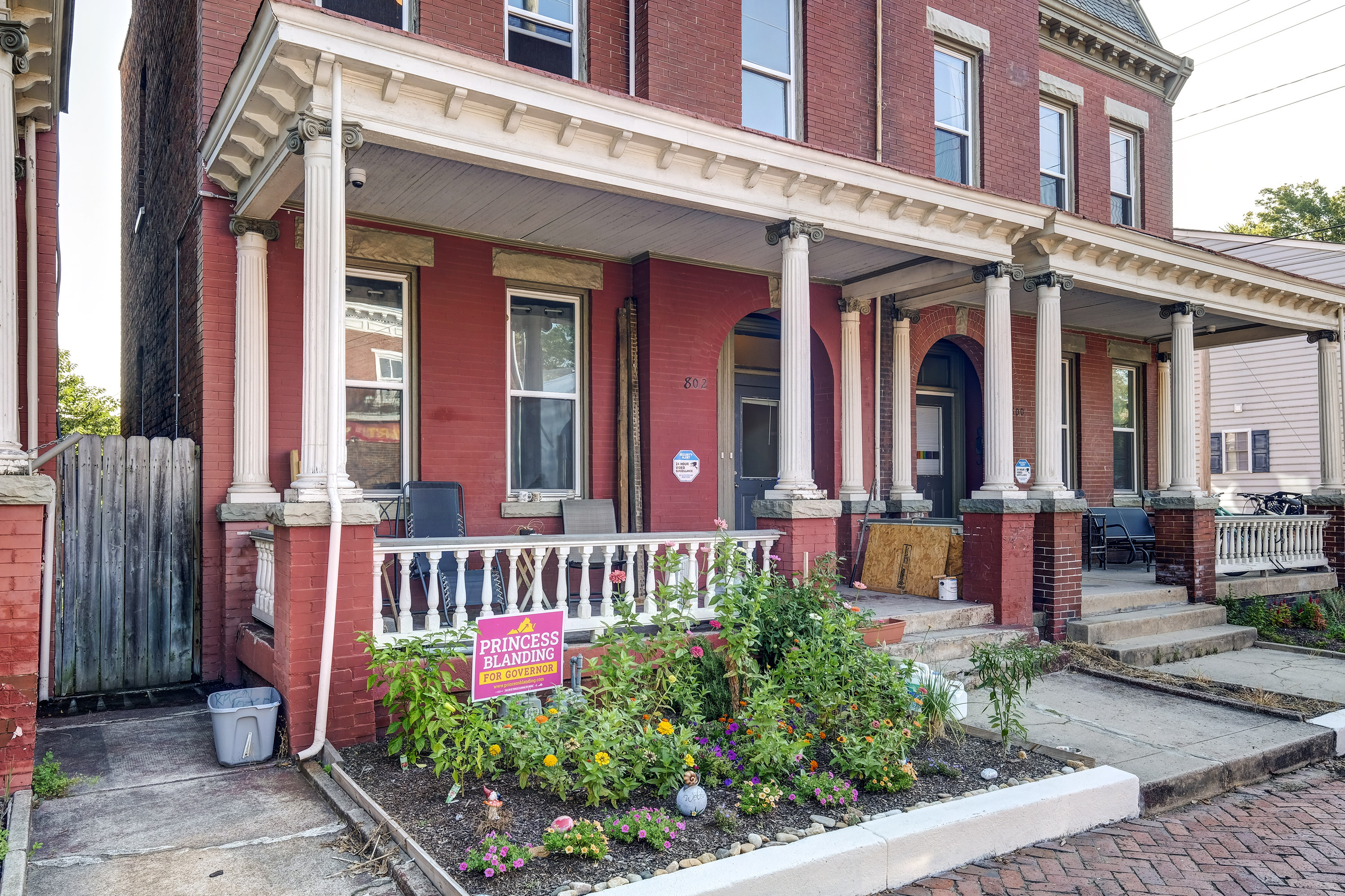802 W Clay St unit A UPSTAIRS – photo 1