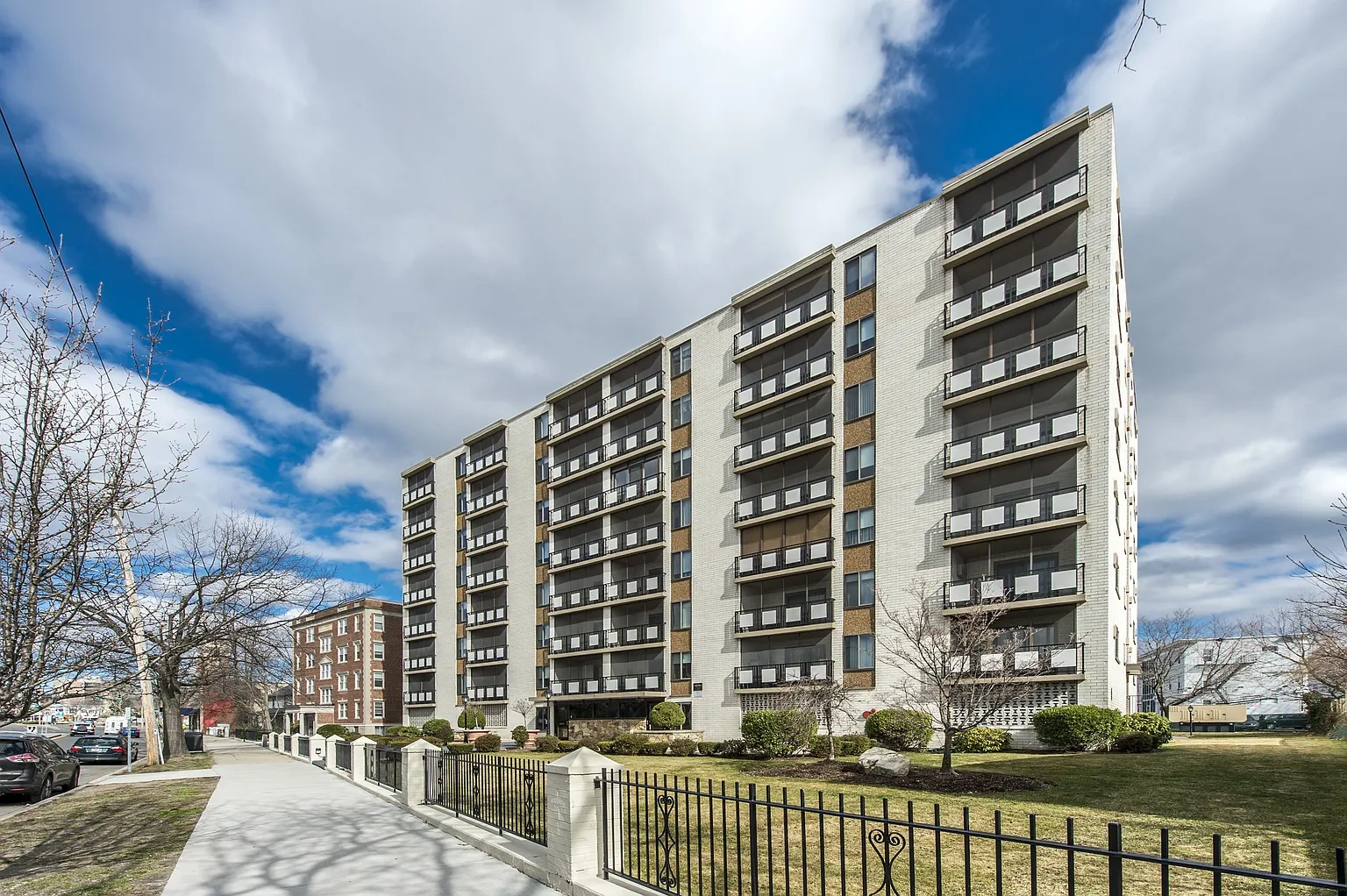385 Mass Ave Apartments – photo 2