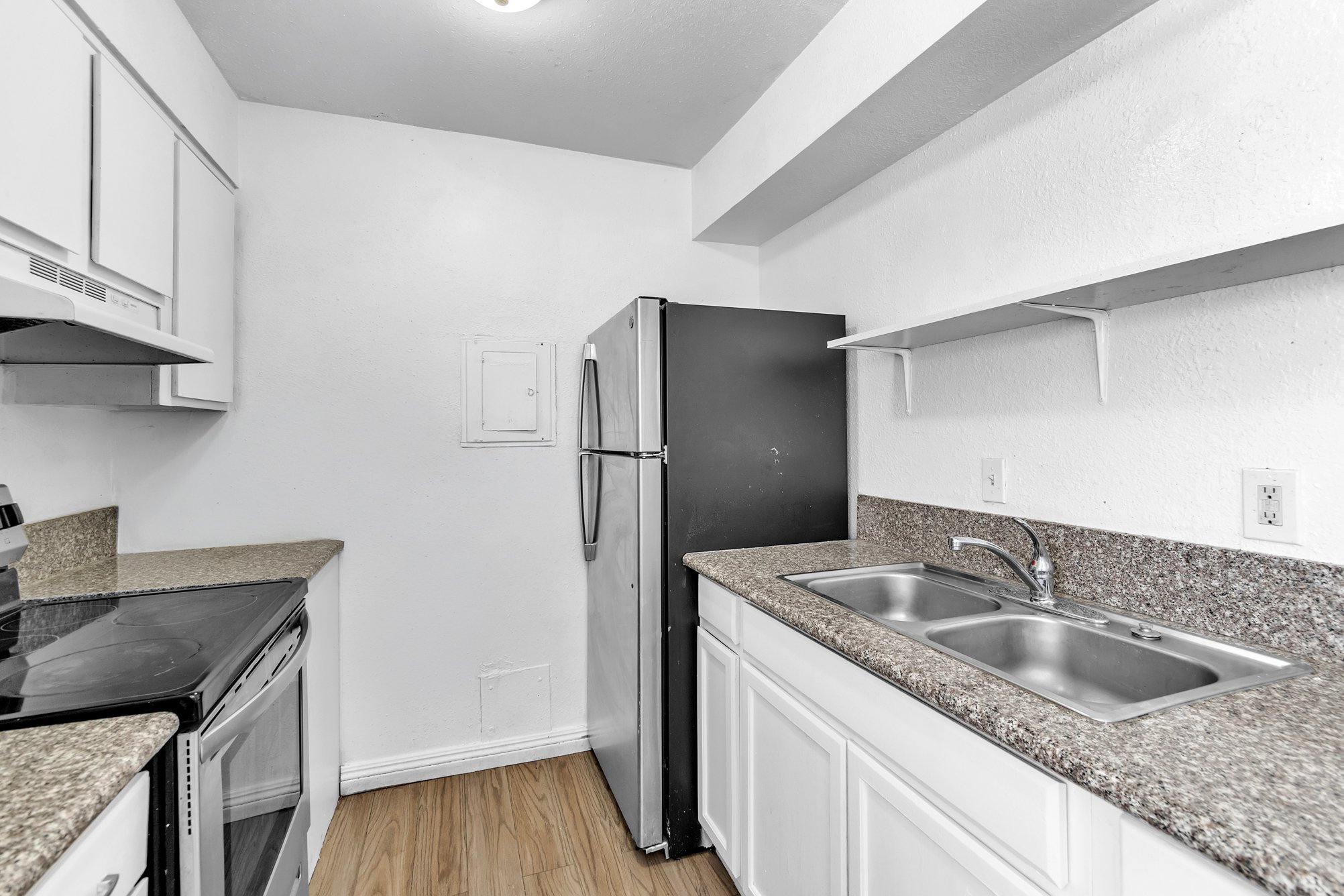 2508 E Mesquite Ave unit Apt 4 – photo 4