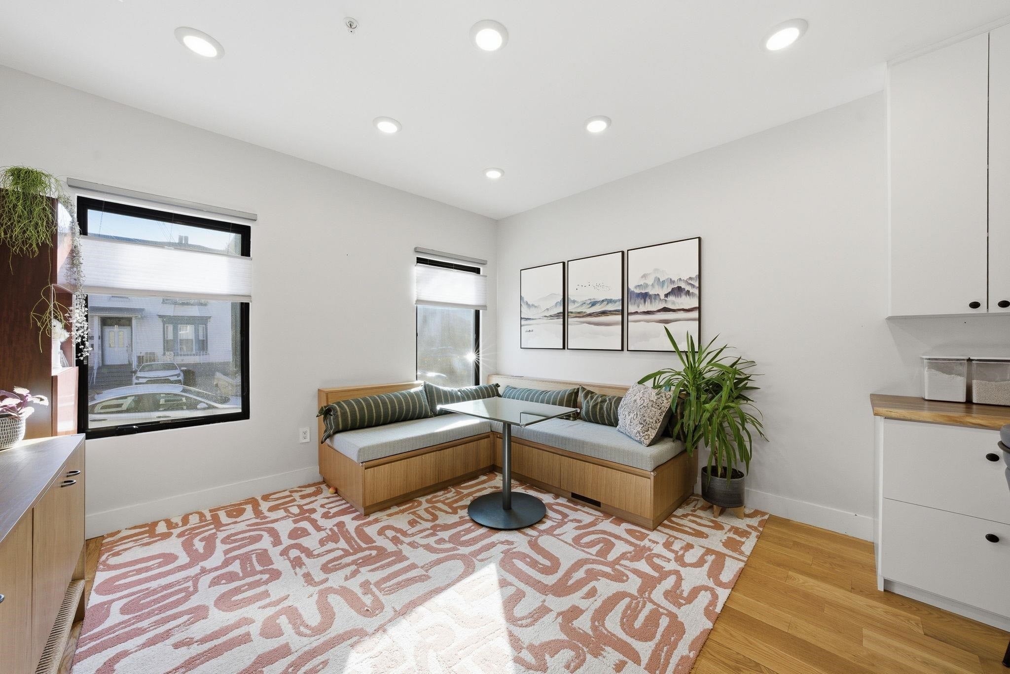 22 Lincoln St unit 1 – photo 1
