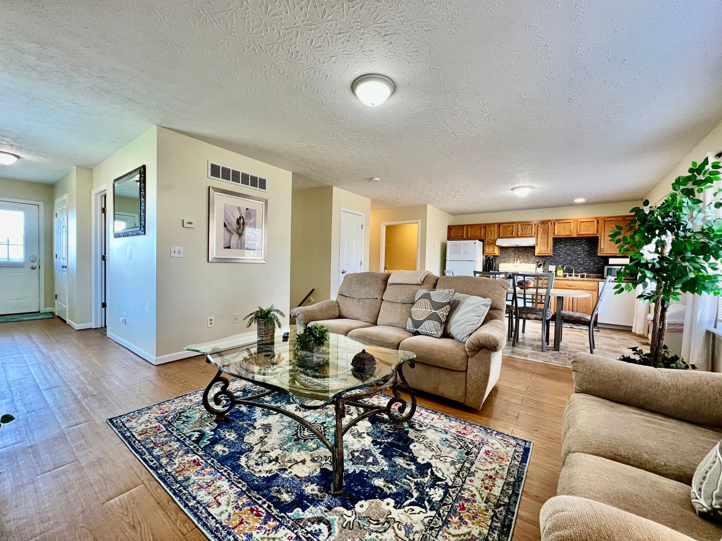 260 Overbrook Ct – photo 3