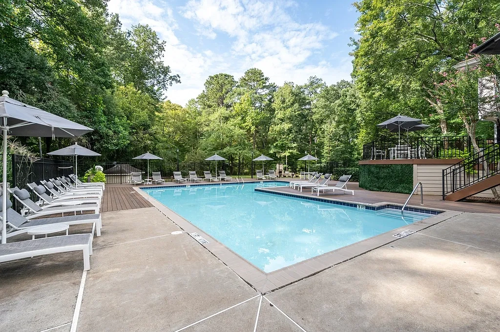 The Falls at Sope Creek Apartments – photo 2
