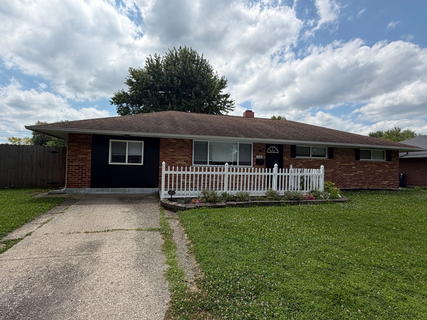 4326 Kitridge Rd – photo 1