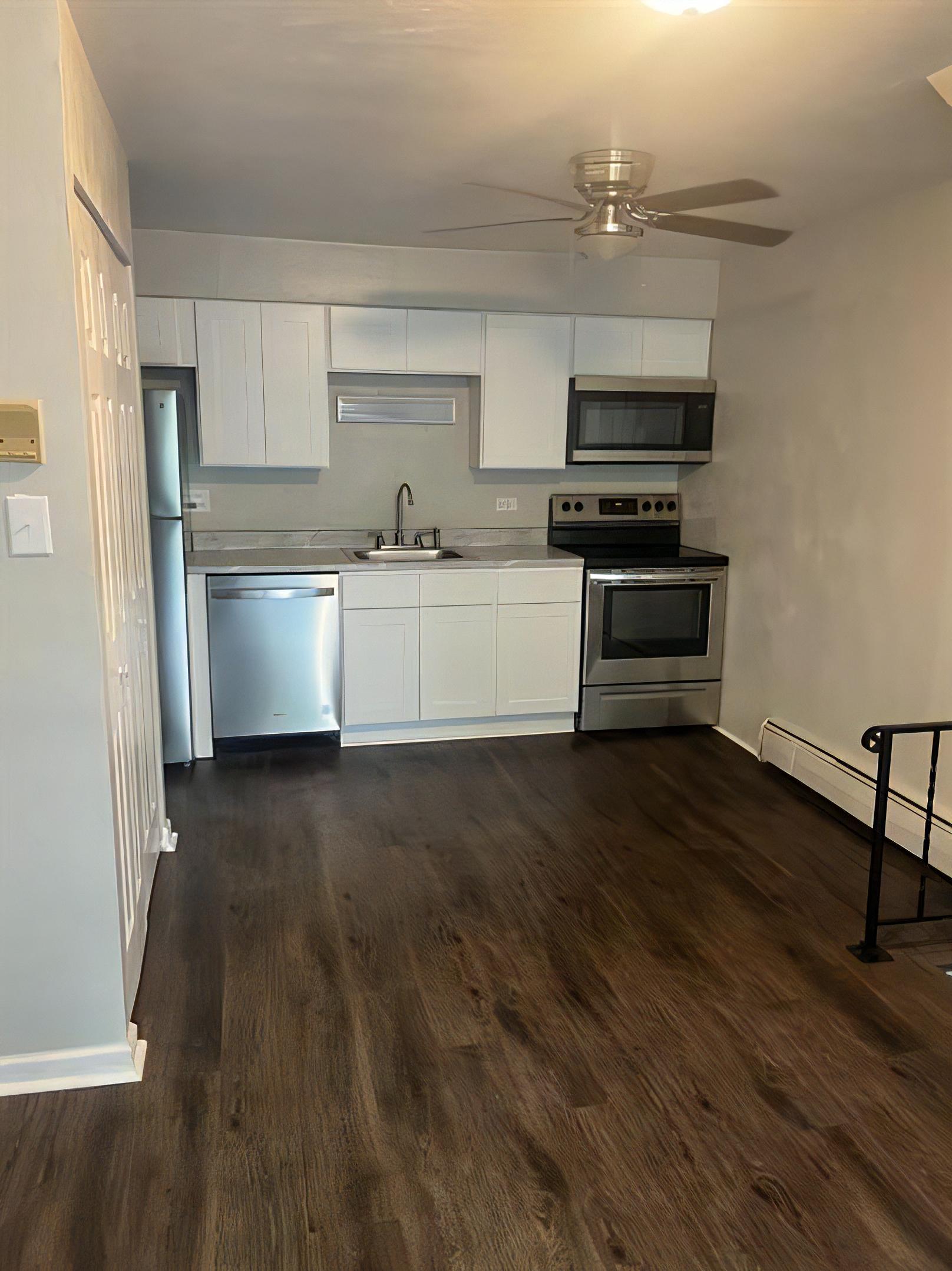 400 E Swissvale Ave unit 12 – photo 1