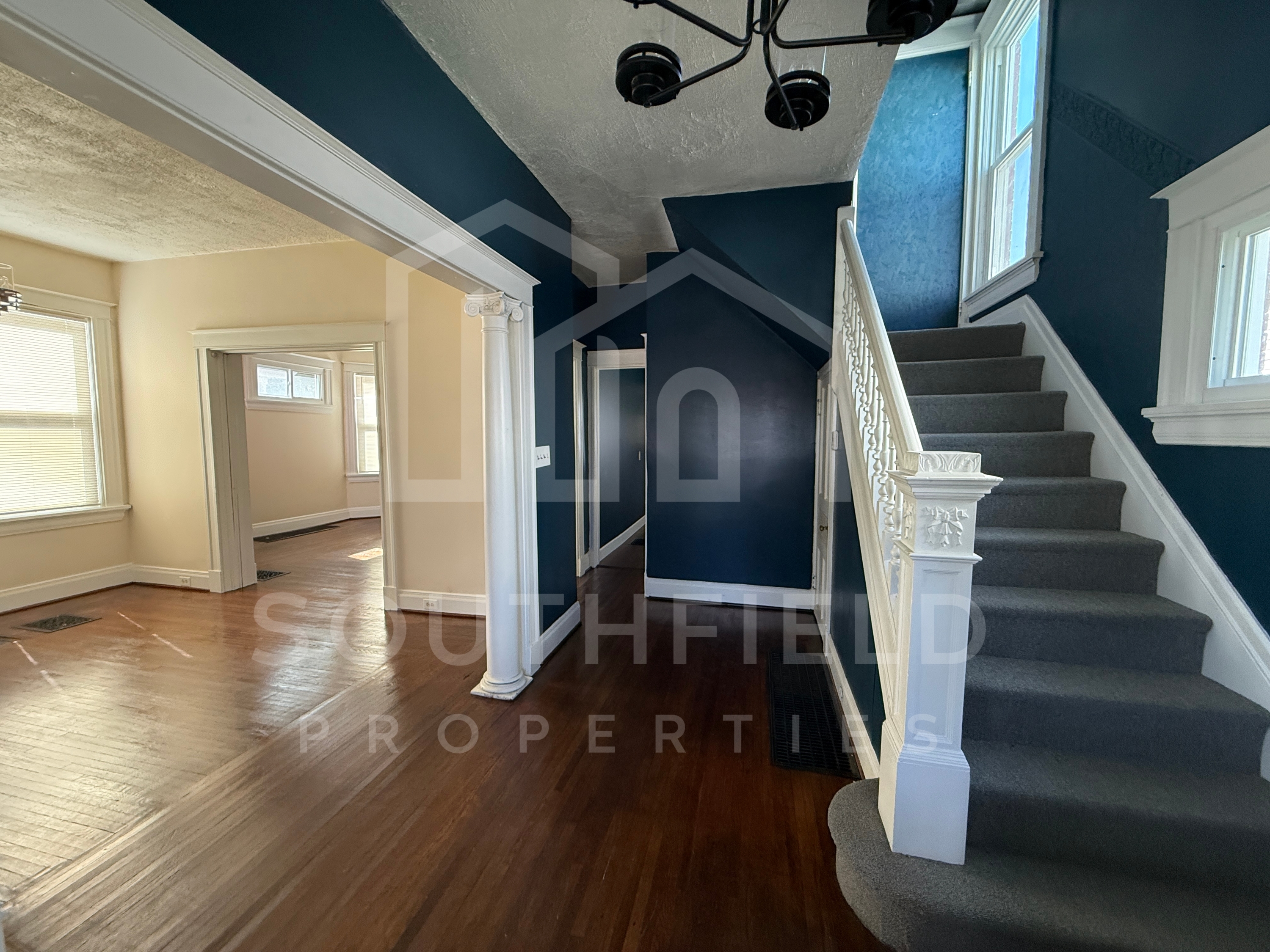 1537 Ruth Ave – photo 2