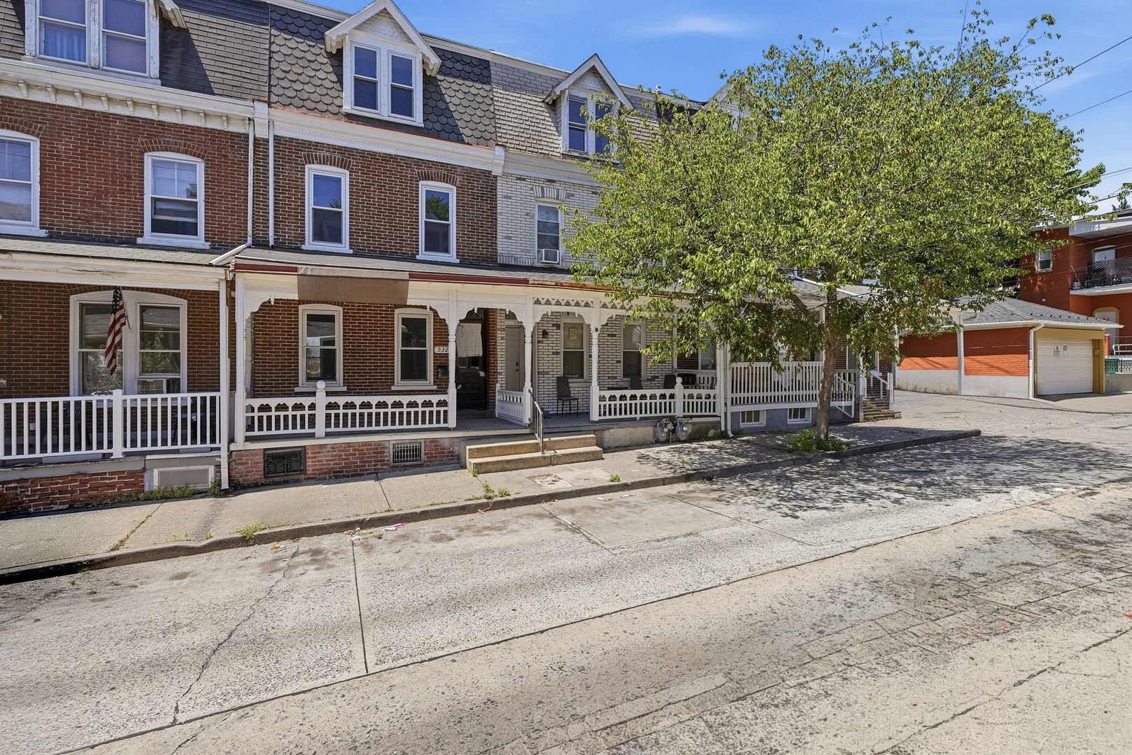 534 N Law St unit Unit 3 – photo 2