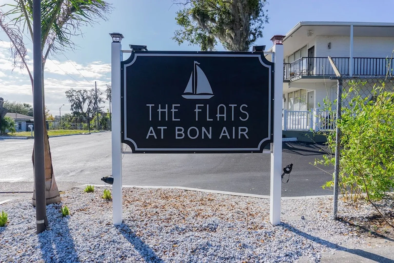 The Flats at Bon Air – photo 4