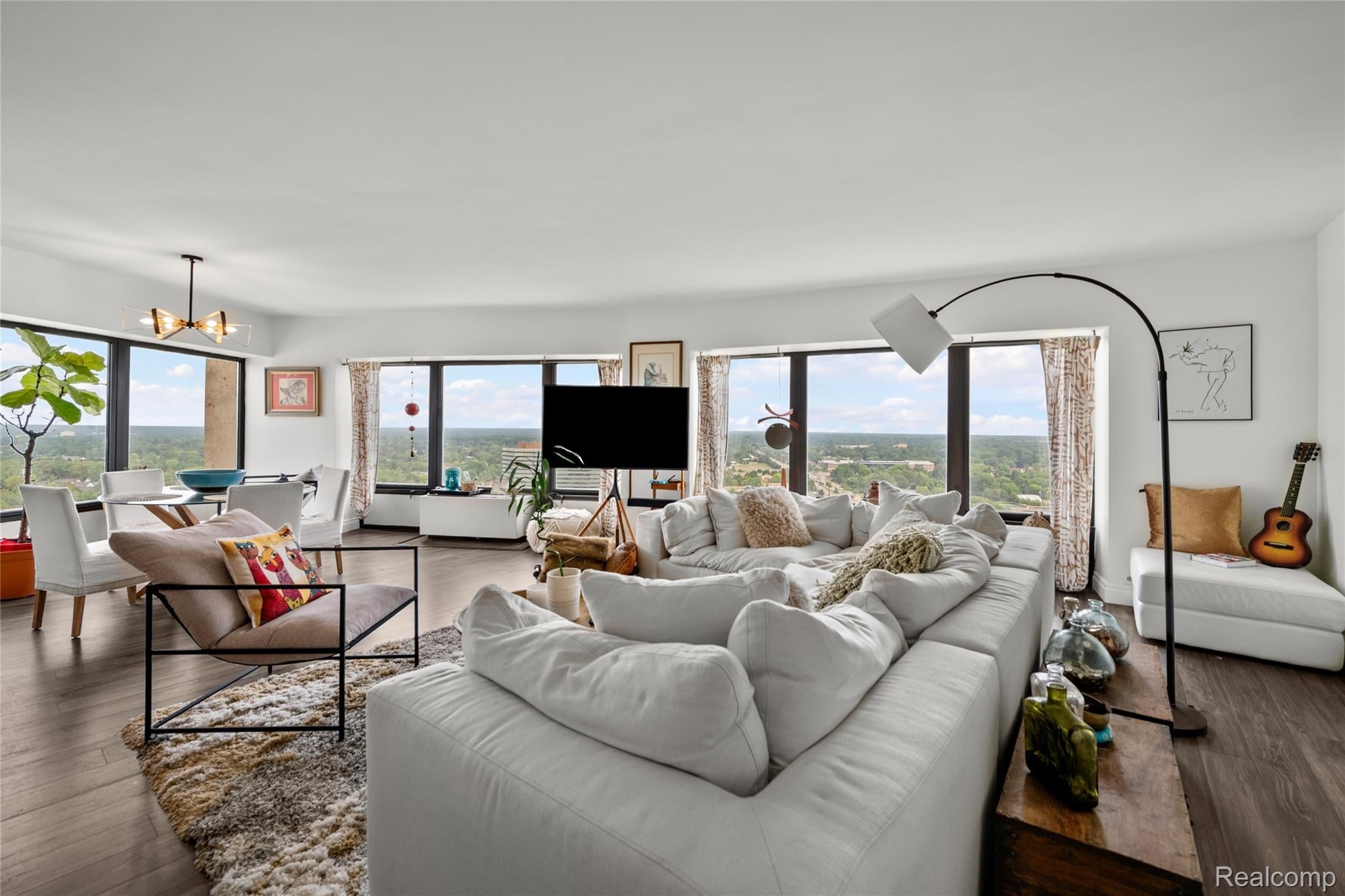 5000 Town Center unit 2606A – photo 4