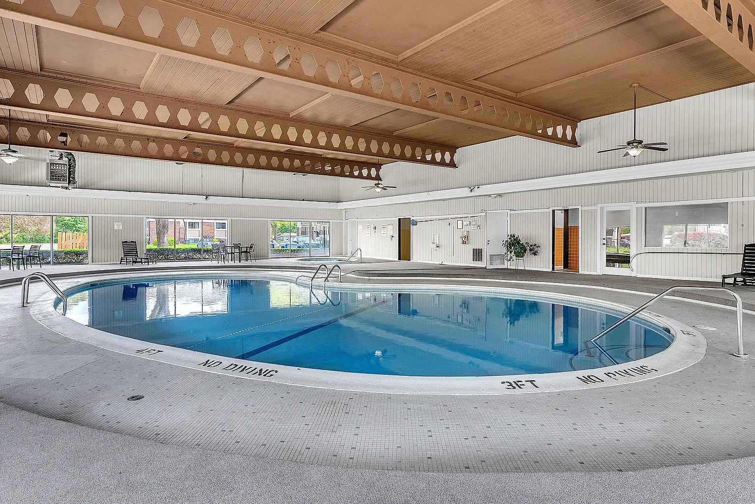 Camelot Place – photo 5