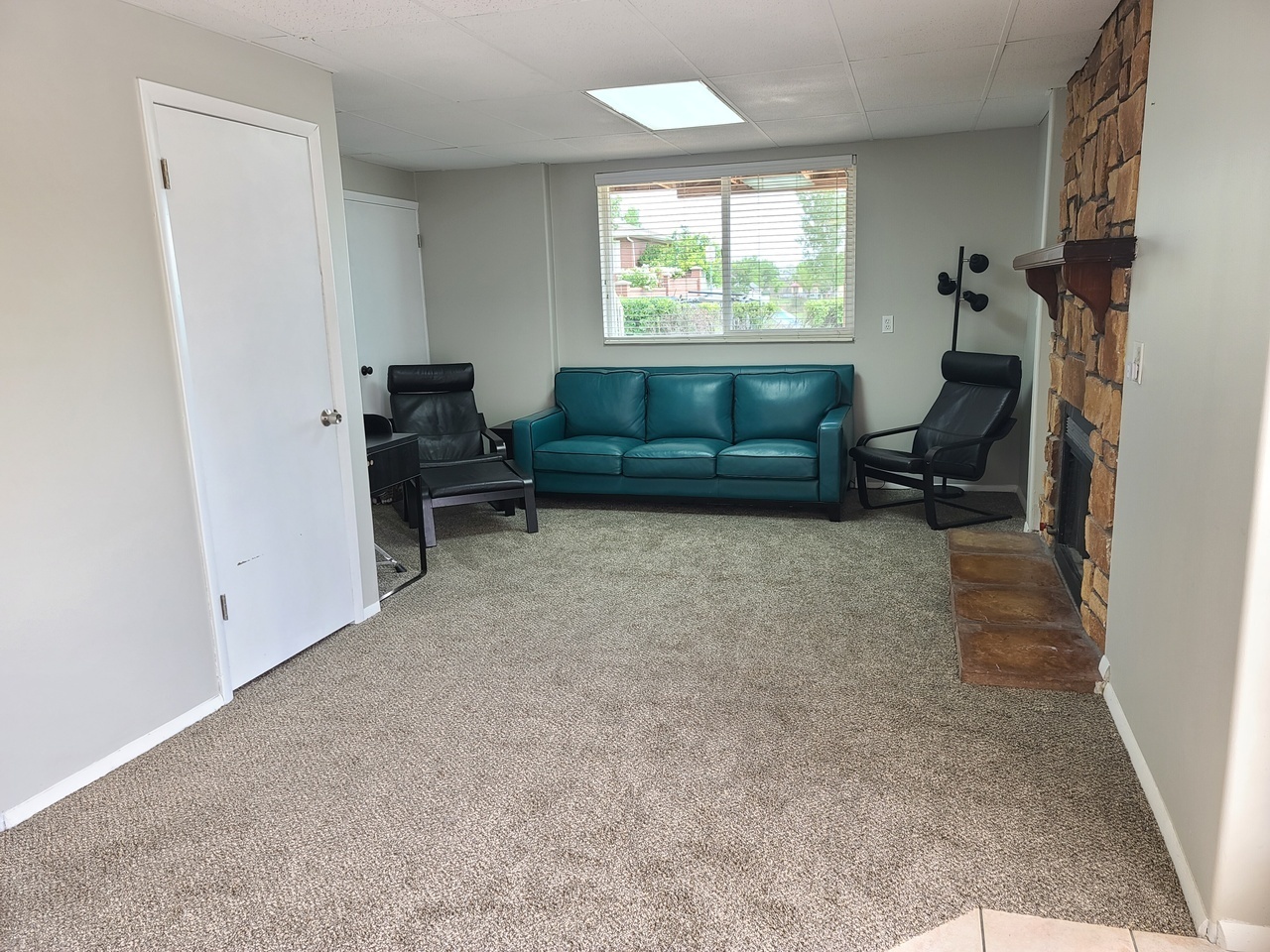 940 W Red Oaks Dr unit 2 – photo 2