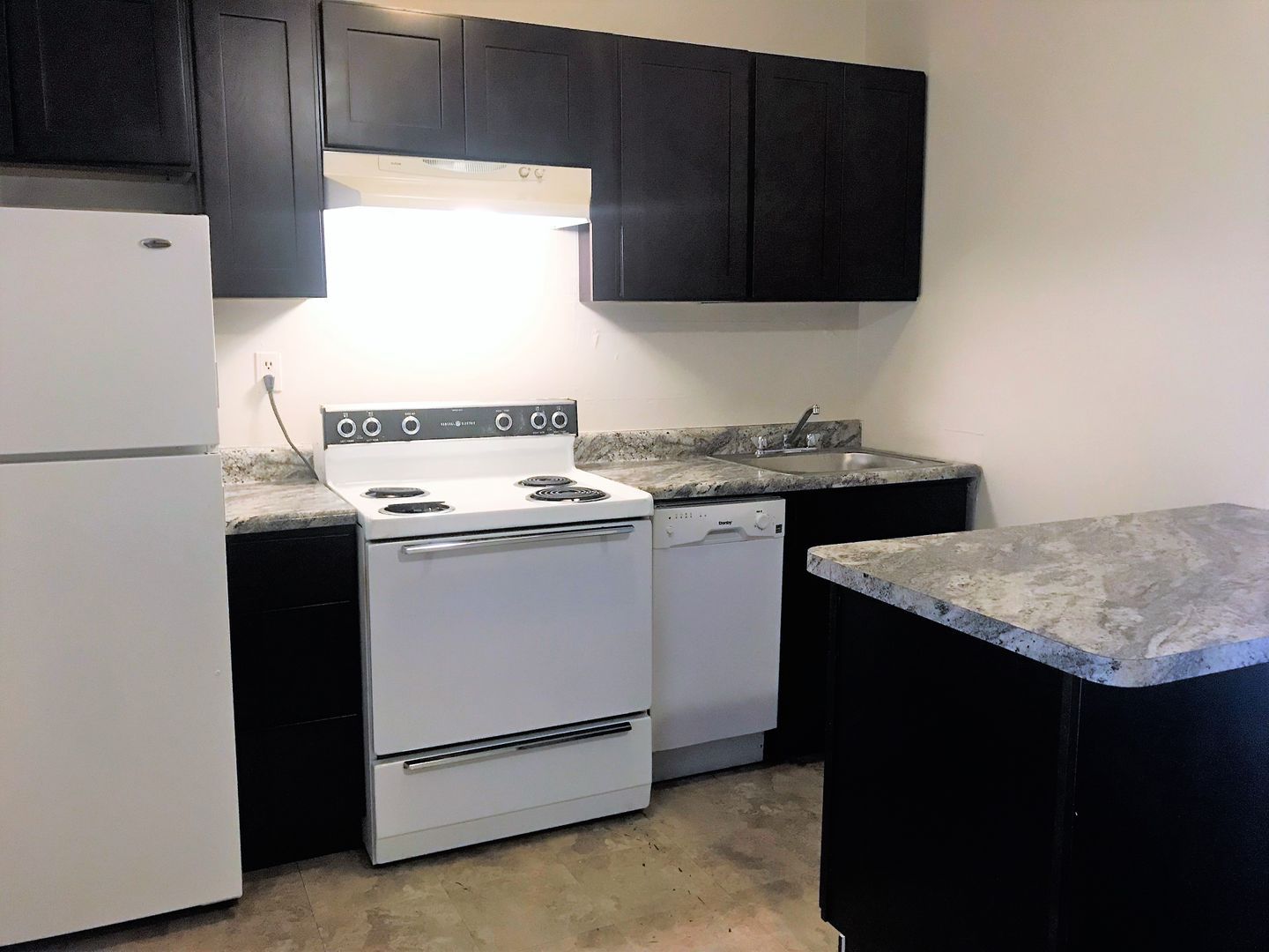 214 S Highland Ave unit G – photo 2