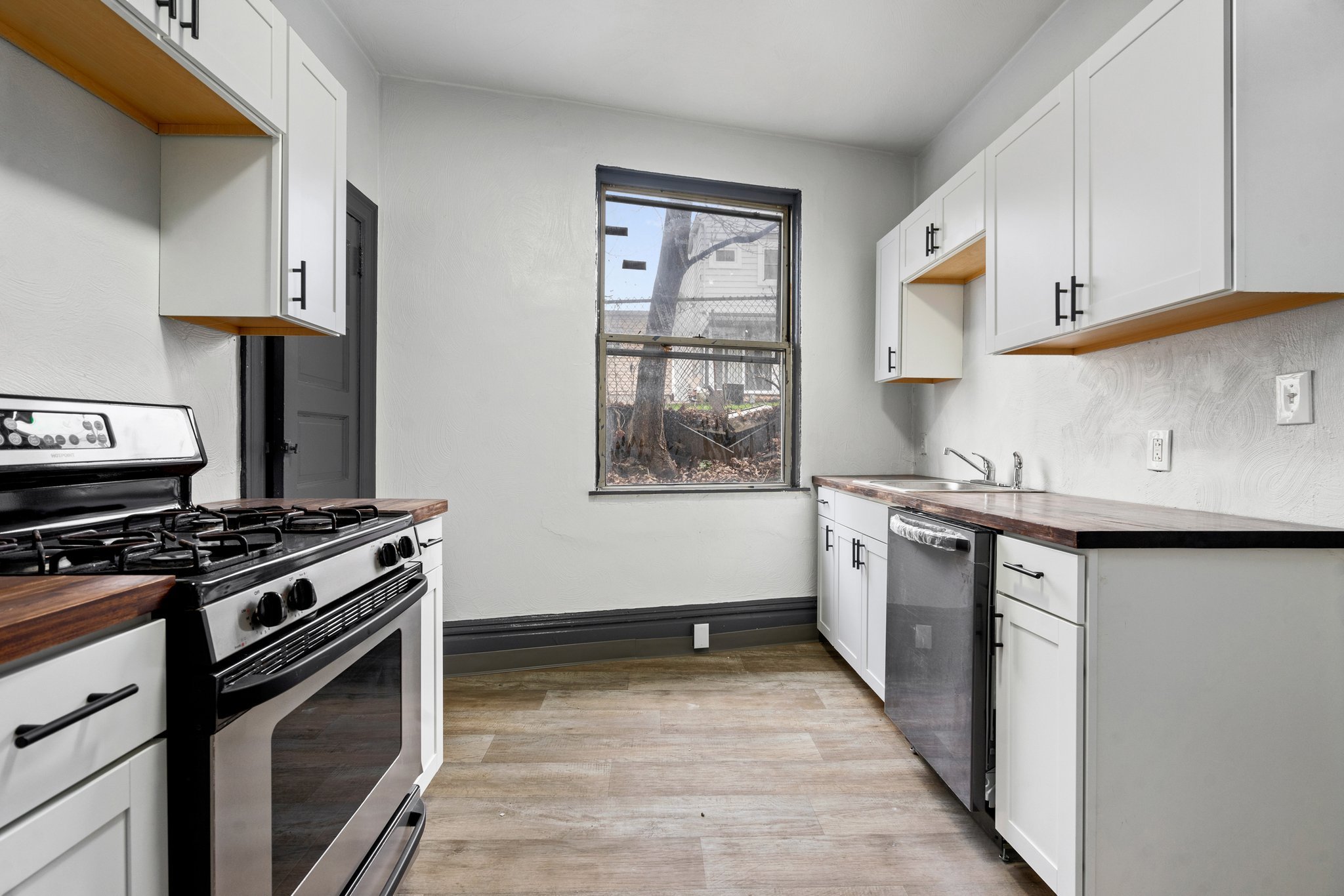 1306-1308 Complete St unit 1306-APT 1 – photo 5