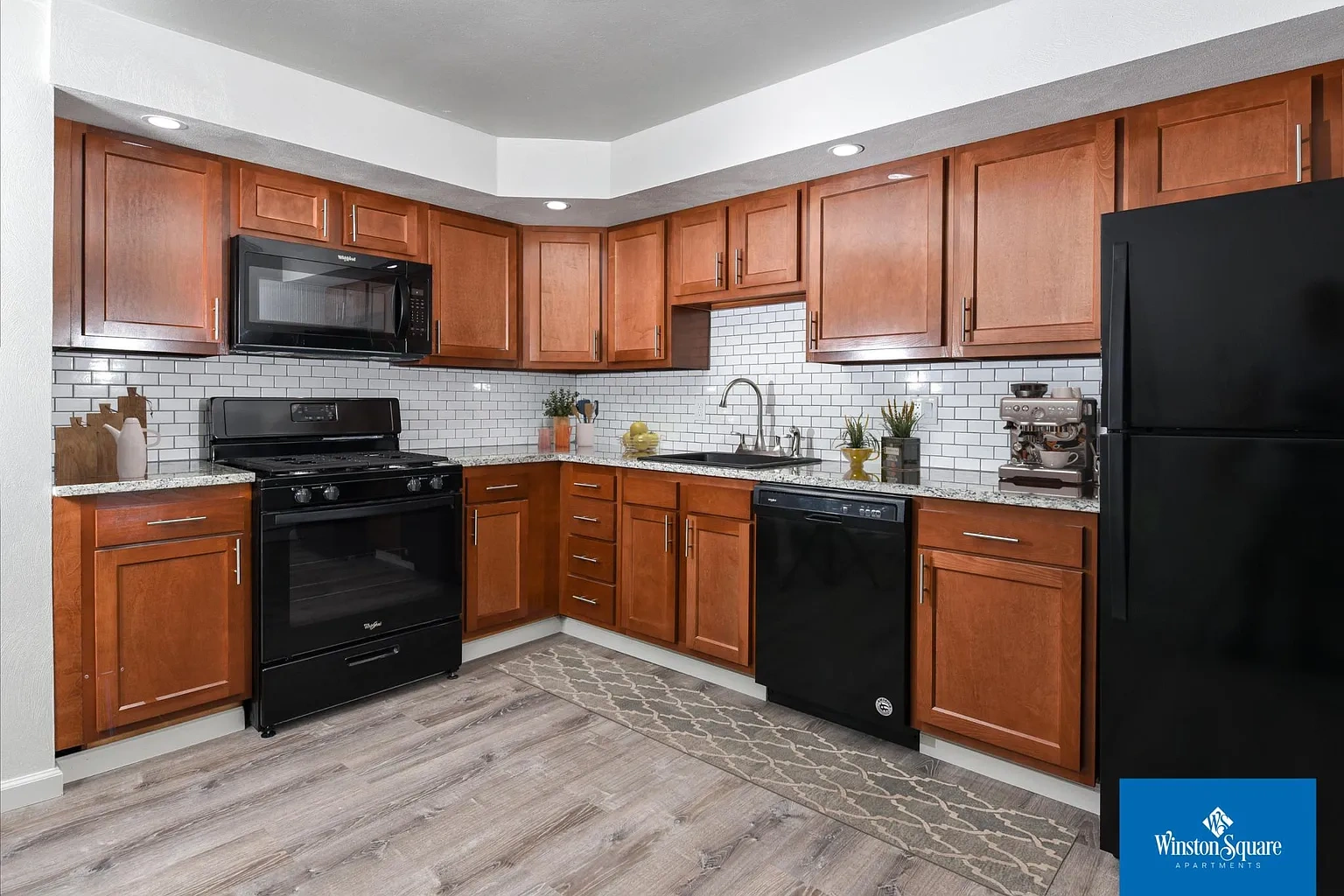 Winston Square Apartments – photo 1