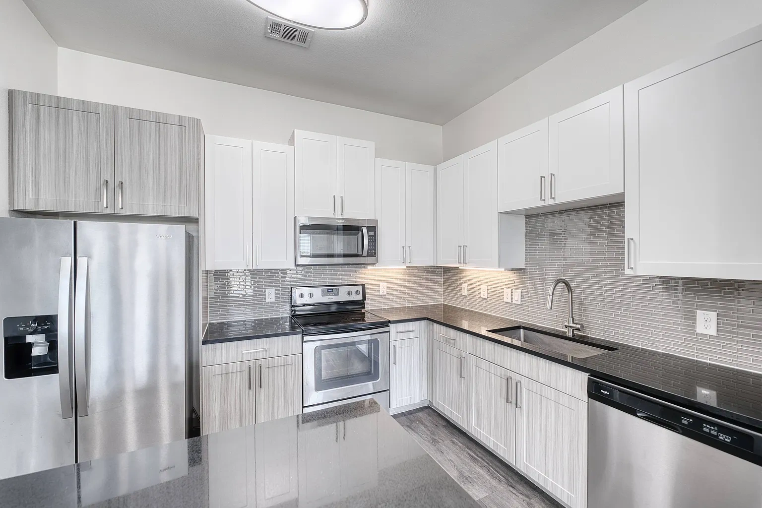 Harmony Luxury Apartments – photo 4