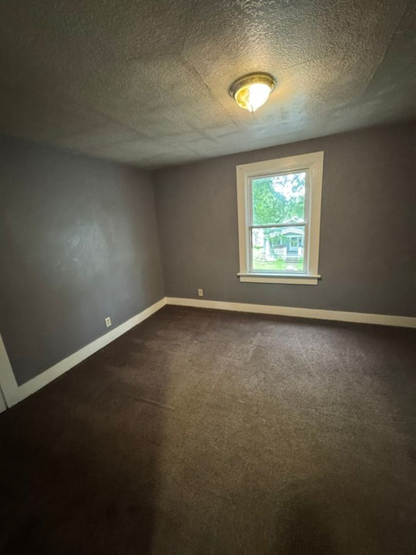 1707 Tecumseh St – photo 5