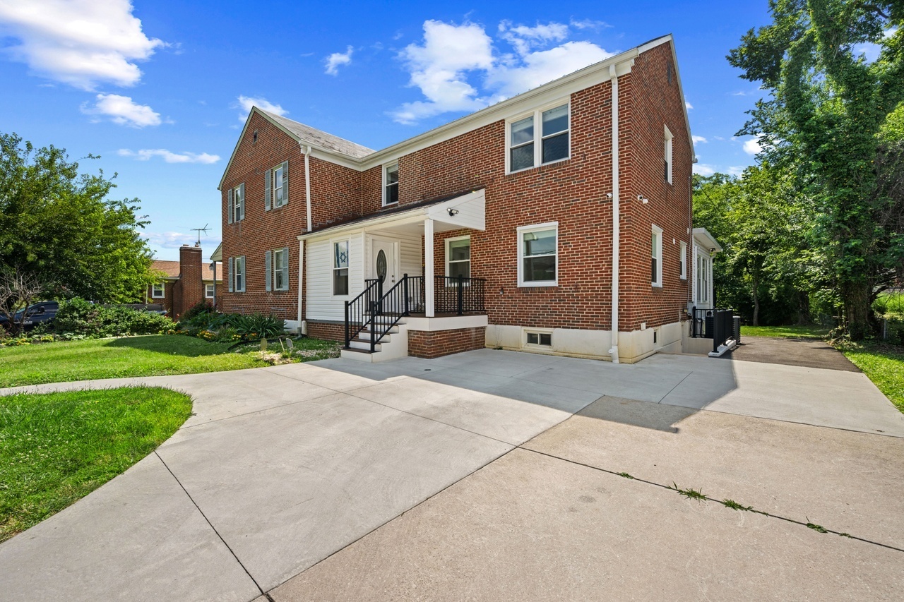 3717 Seven Mile Ln – photo 2