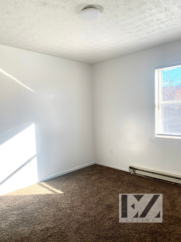 1800 E 42nd St unit F – photo 4