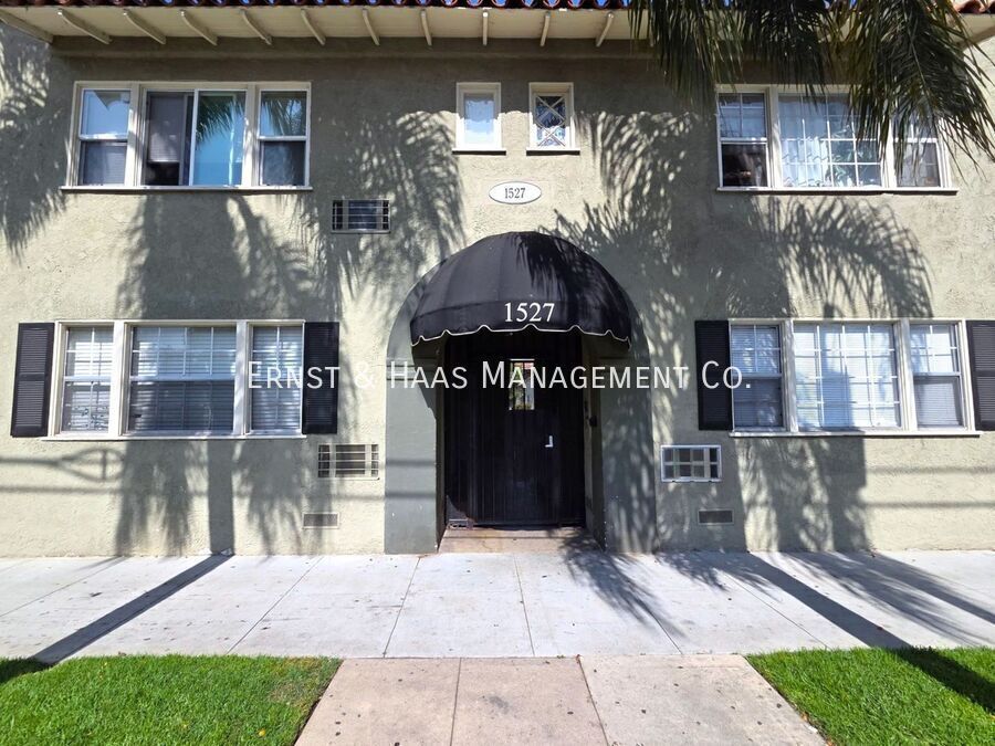1527 Junipero Ave – photo 1