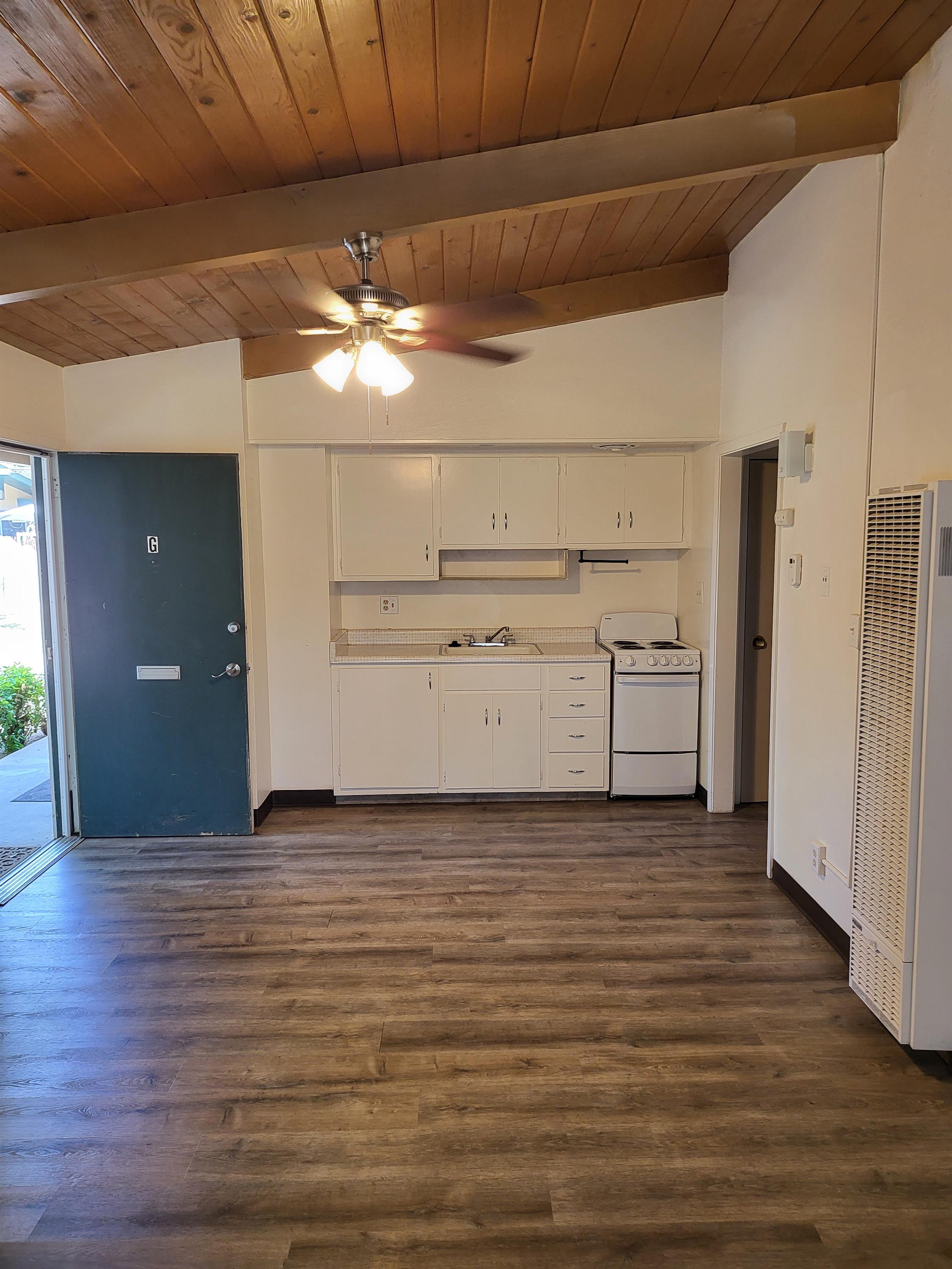 1728 W Shaw Ave – photo 2