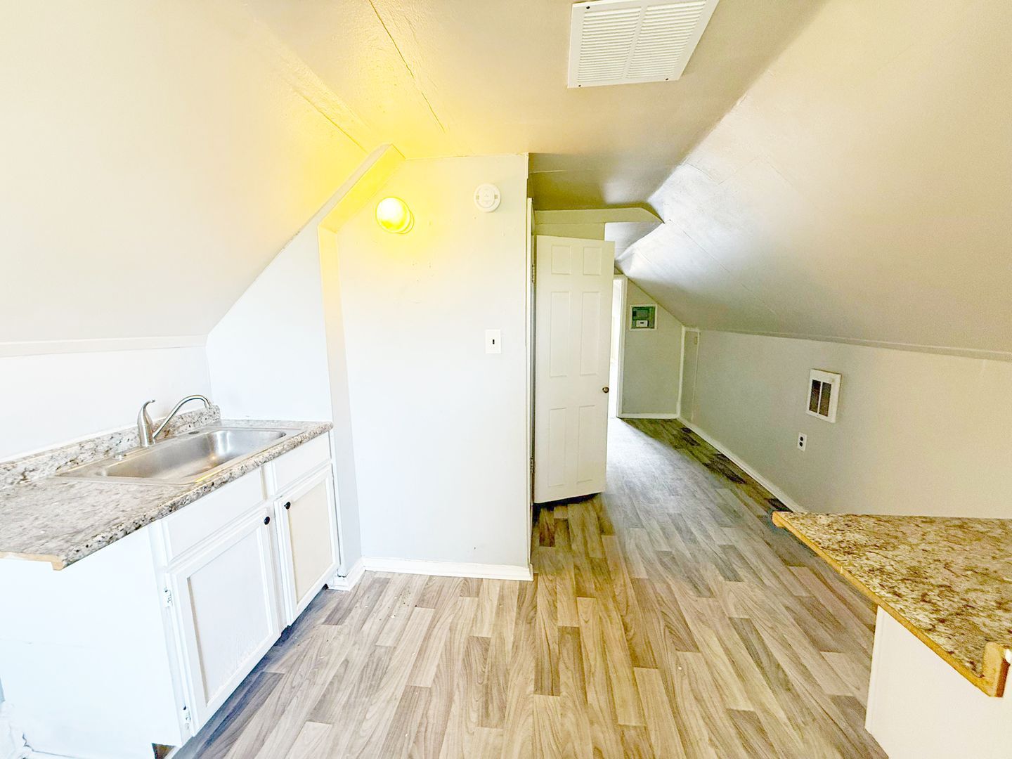 8505 Garfield Blvd unit Unit 3 – photo 1