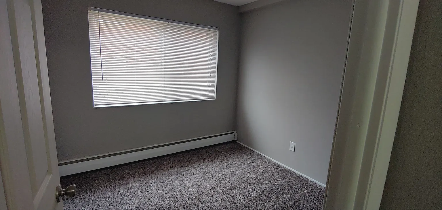 Colonial Club Apartments – photo 4
