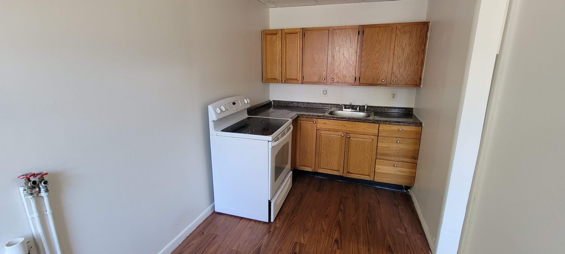 611 N Front St unit 611 N Front St - Apt #1 – photo 5