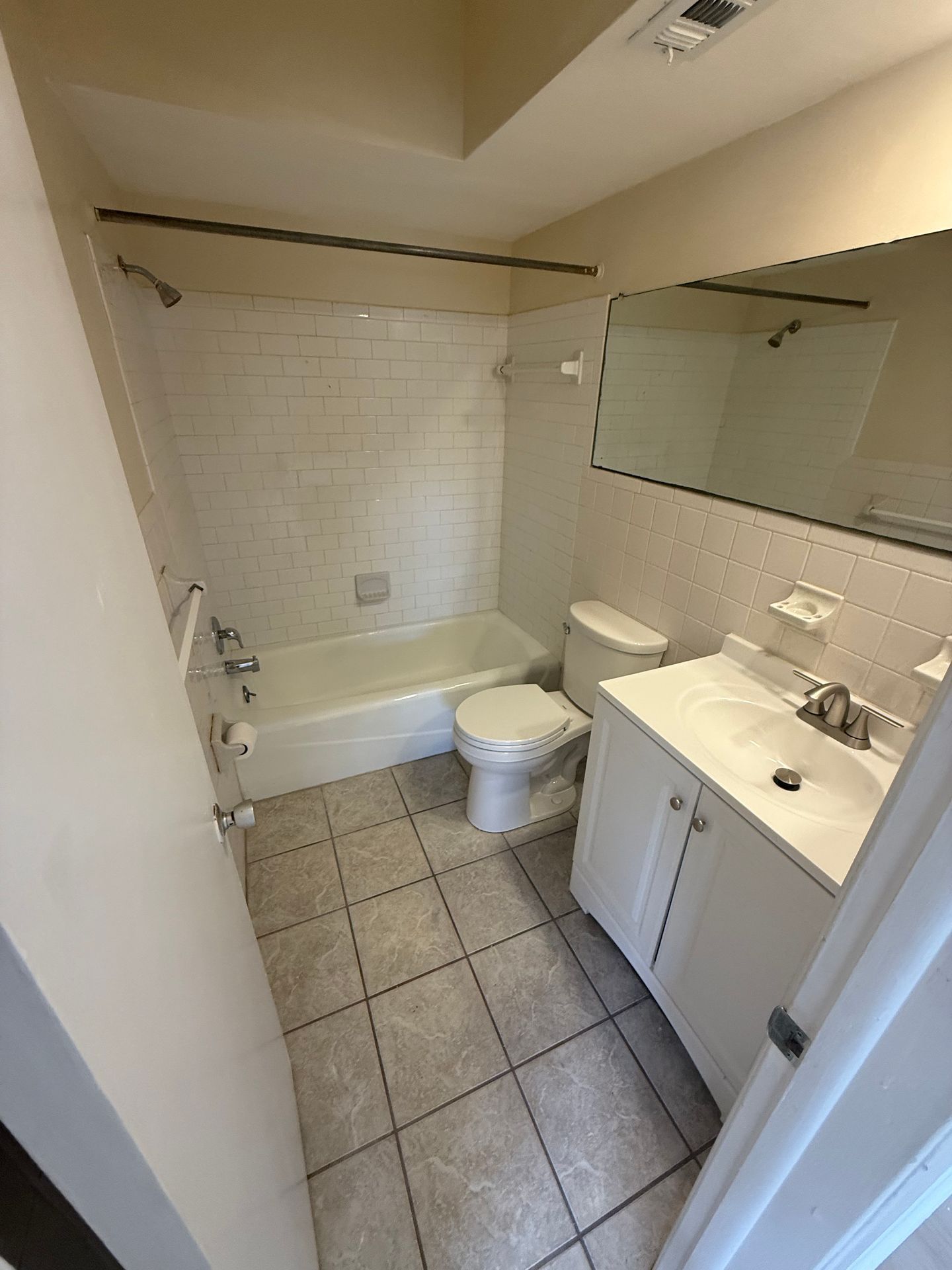 2099 Kings Hwy unit 1 – photo 5