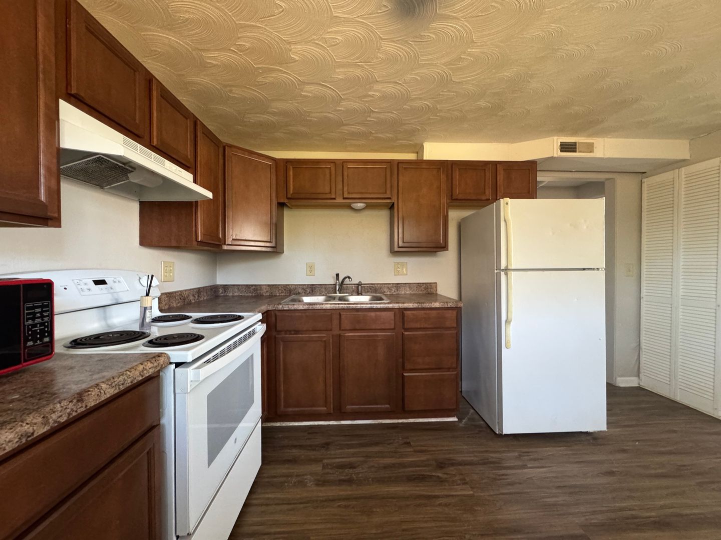 1225 W Freeman St unit 1 – photo 2
