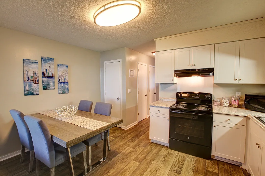 KRC Northlake Townhomes – photo 4
