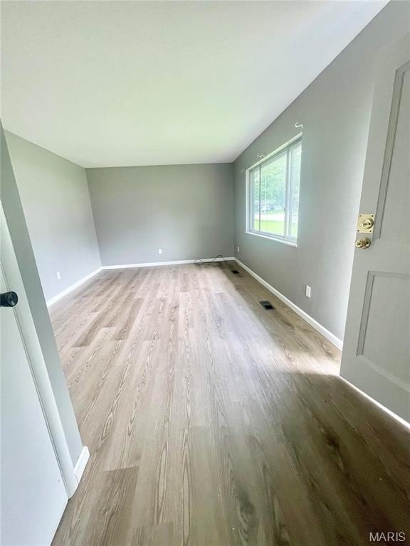 805 Juniper Dr – photo 3