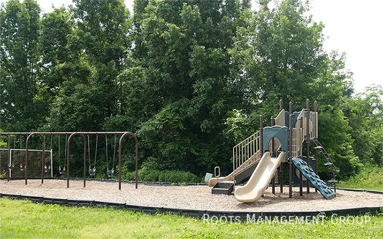 142 Dove St – photo 2