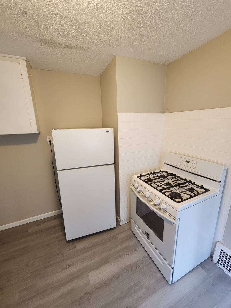 13902 Coit Rd unit Lower - 13902 – photo 4