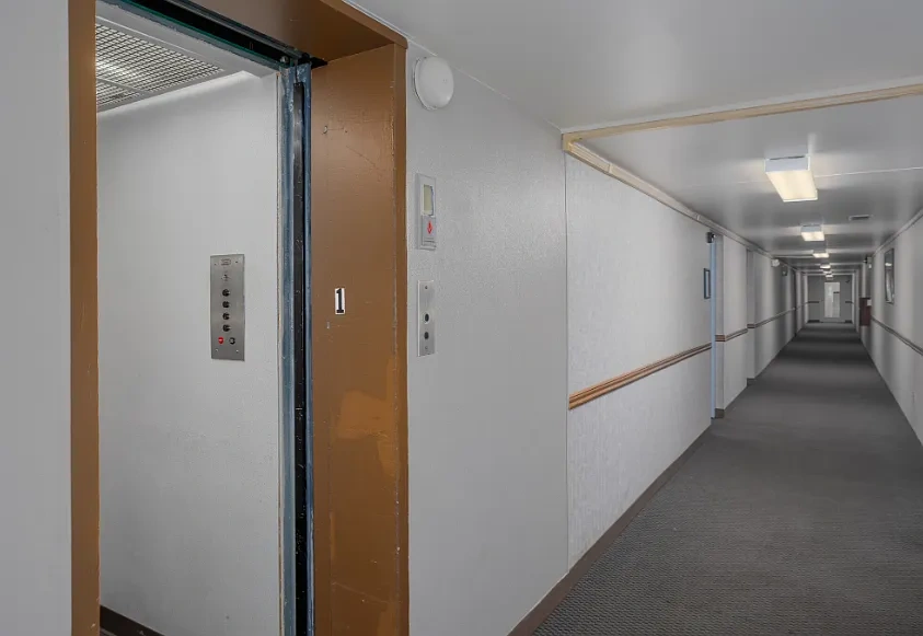 Park Ridge Apartments – photo 5