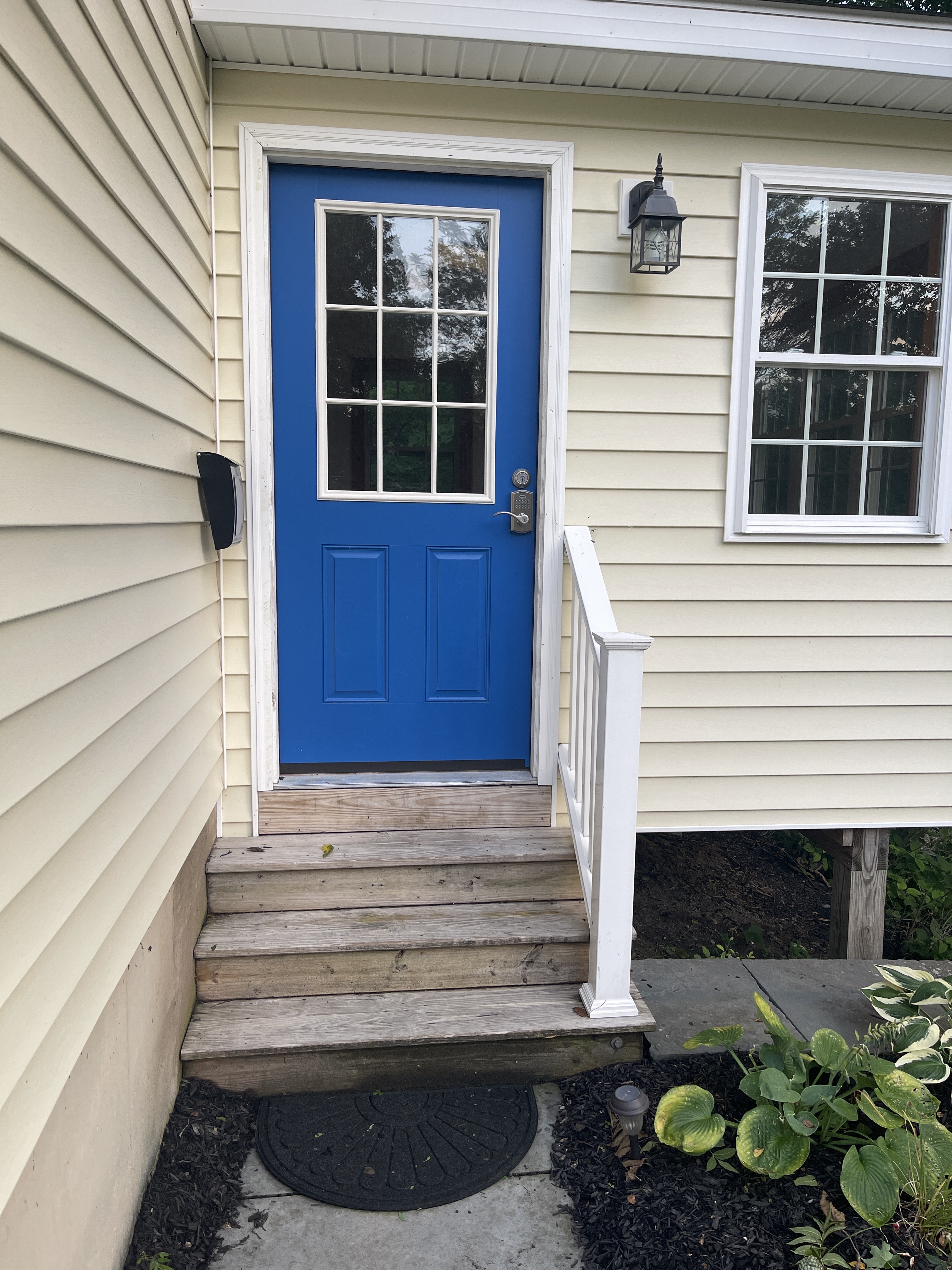 145 Ulster Ave unit Garage apartment – photo 5