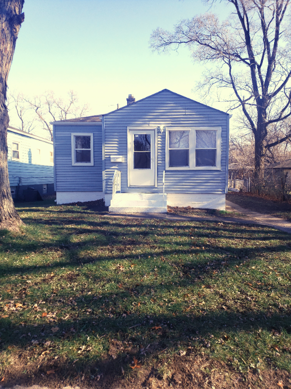 4181 Buchanan St – photo 2