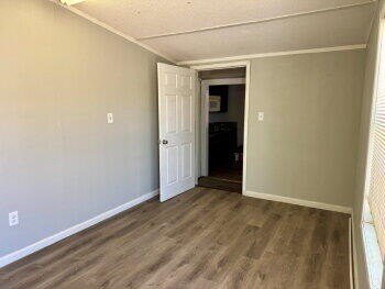 2122 21st St #C – photo 3