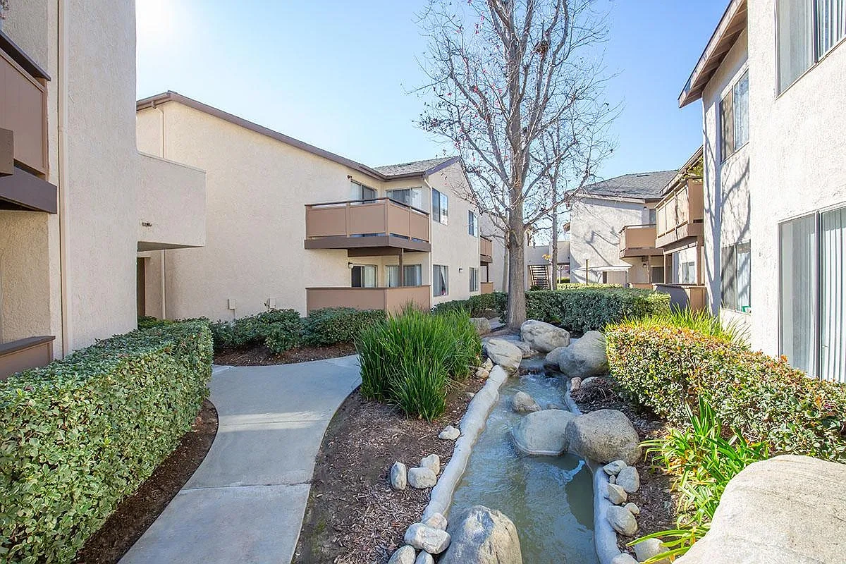 Mountain View Apartment Homes – photo 4