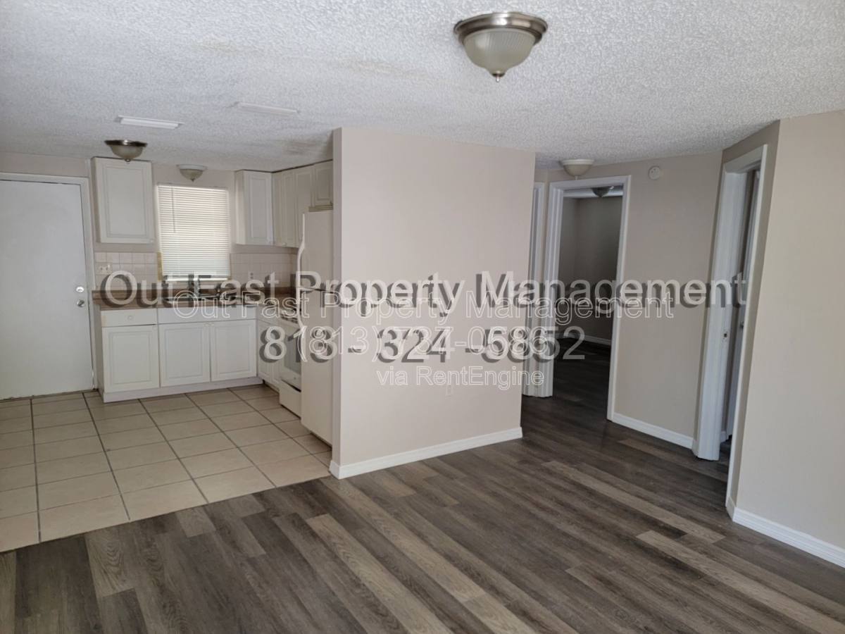 8400 Sunnydale Dr – photo 4