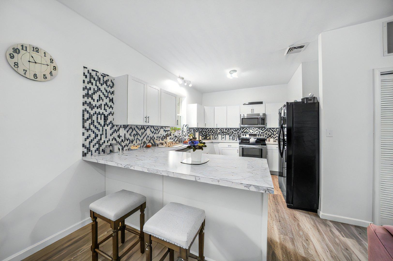 6199 Washington Ave unit 6199 – photo 3