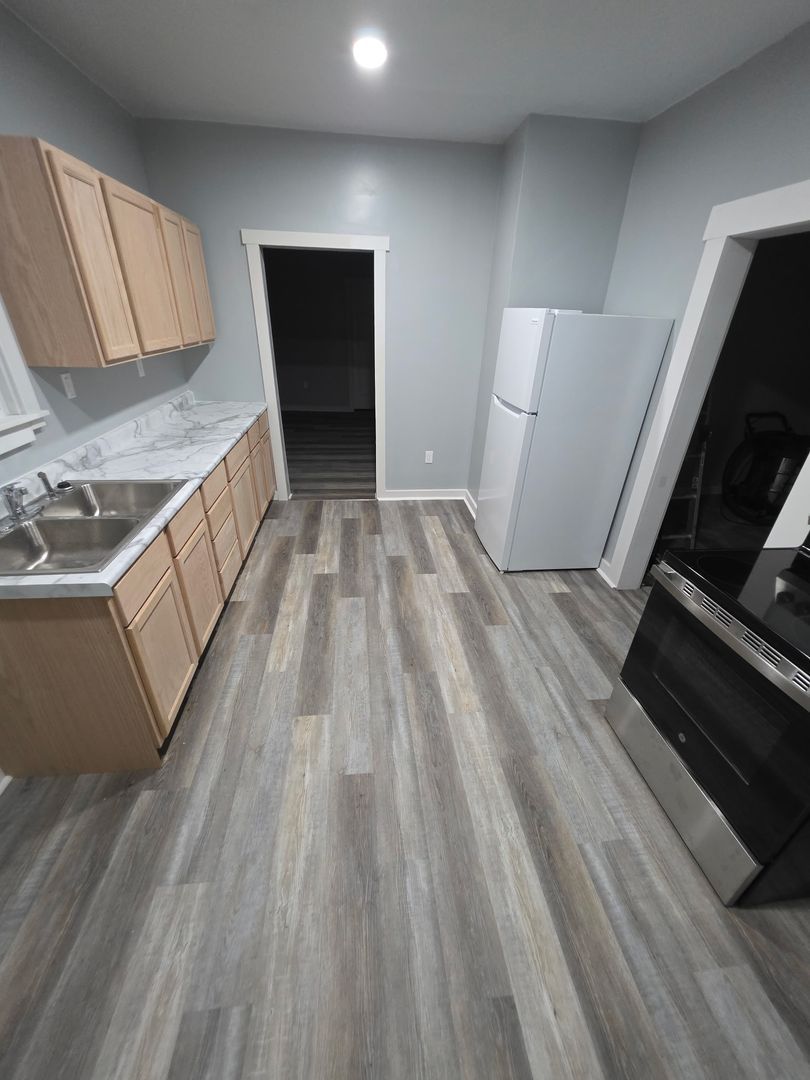 1344 Oakes St unit 1344 – photo 3
