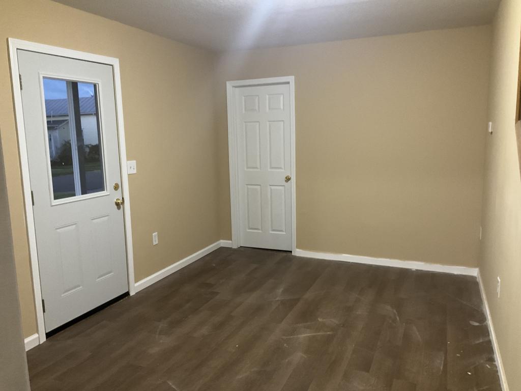141 Lotze St – photo 4