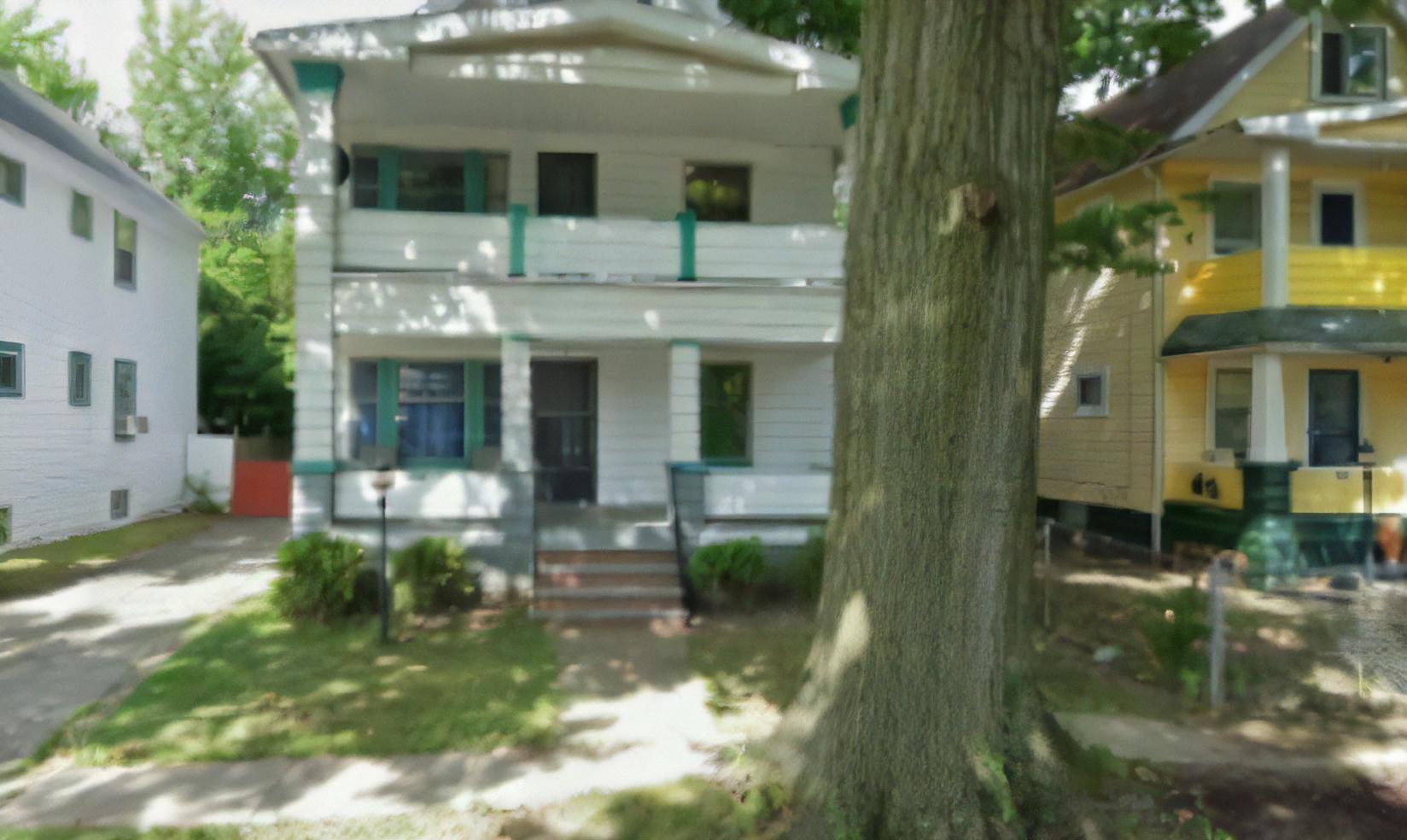 2764 E 124th St – photo 1