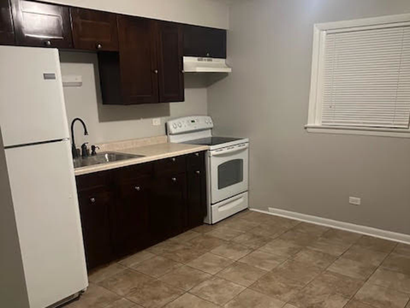 14502 Cottage Grove Ave #1S – photo 4