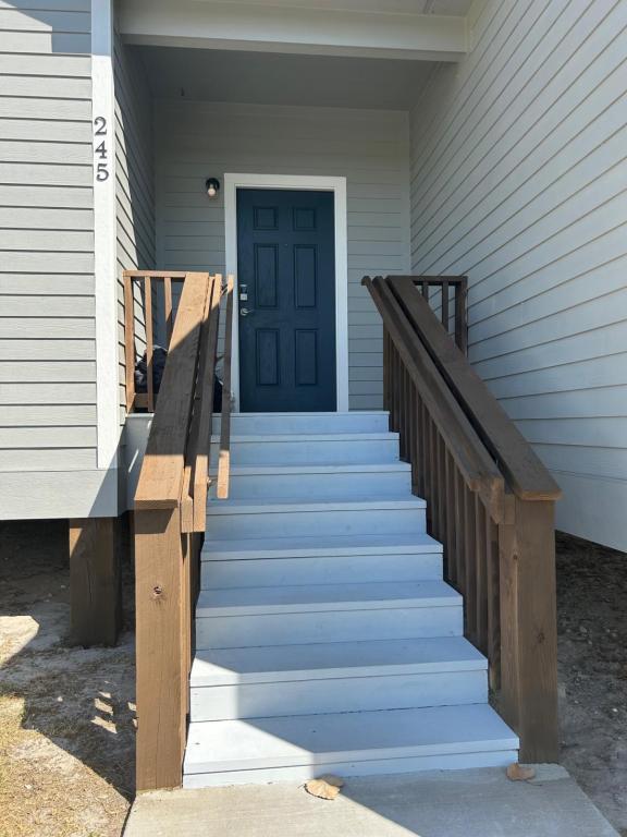 245 N Arch St – photo 2