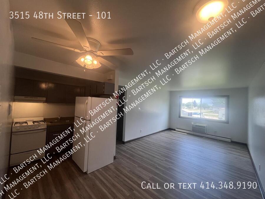3515 48th St – photo 2