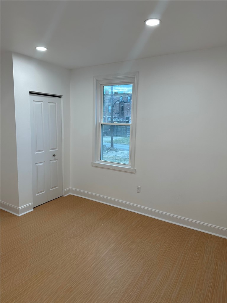 1415 Columbus Ave – photo 4