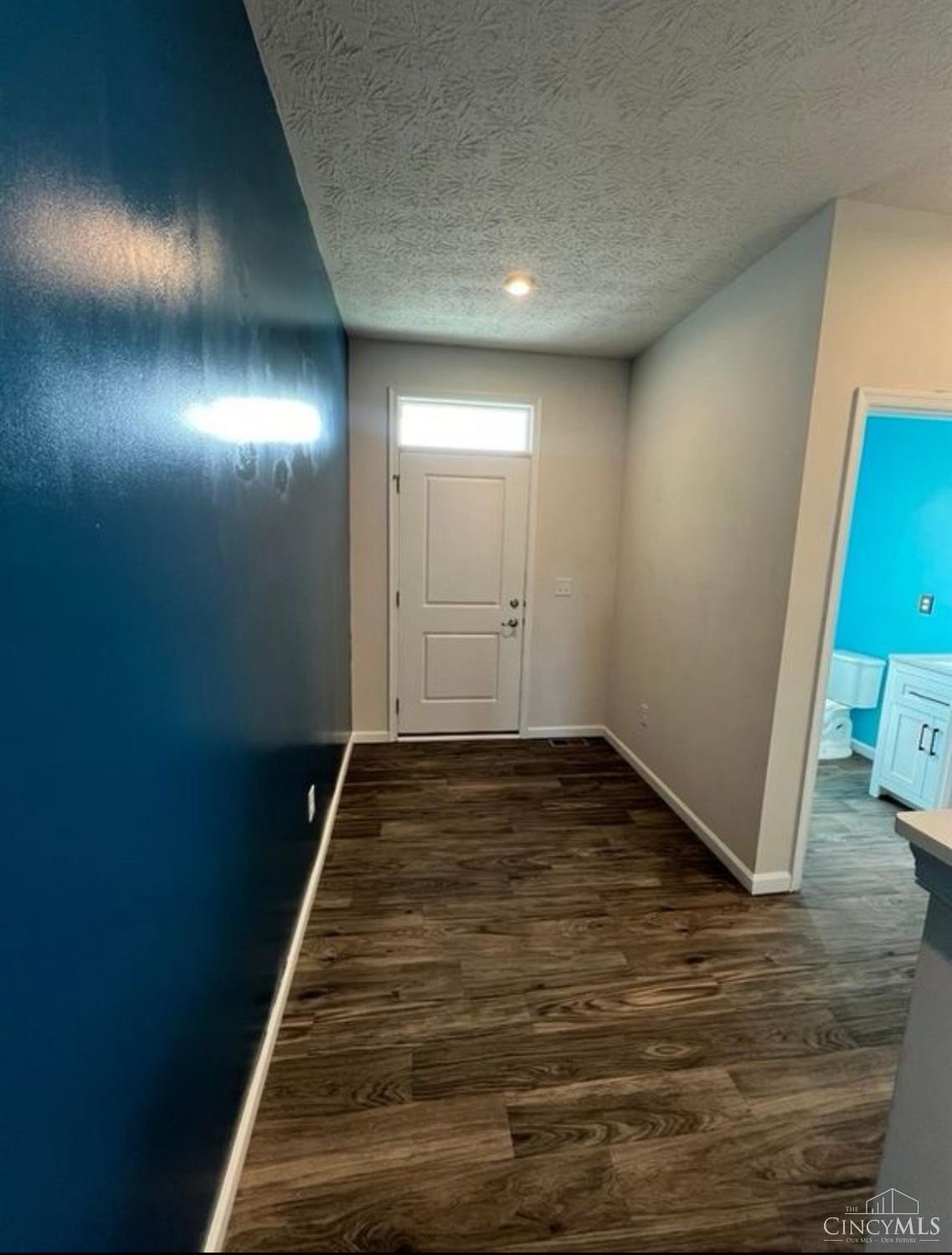 9525 Morris Dr – photo 2
