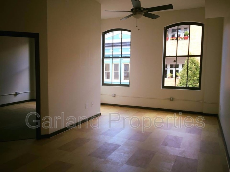 110 Campbell Ave SW unit 310 – photo 5