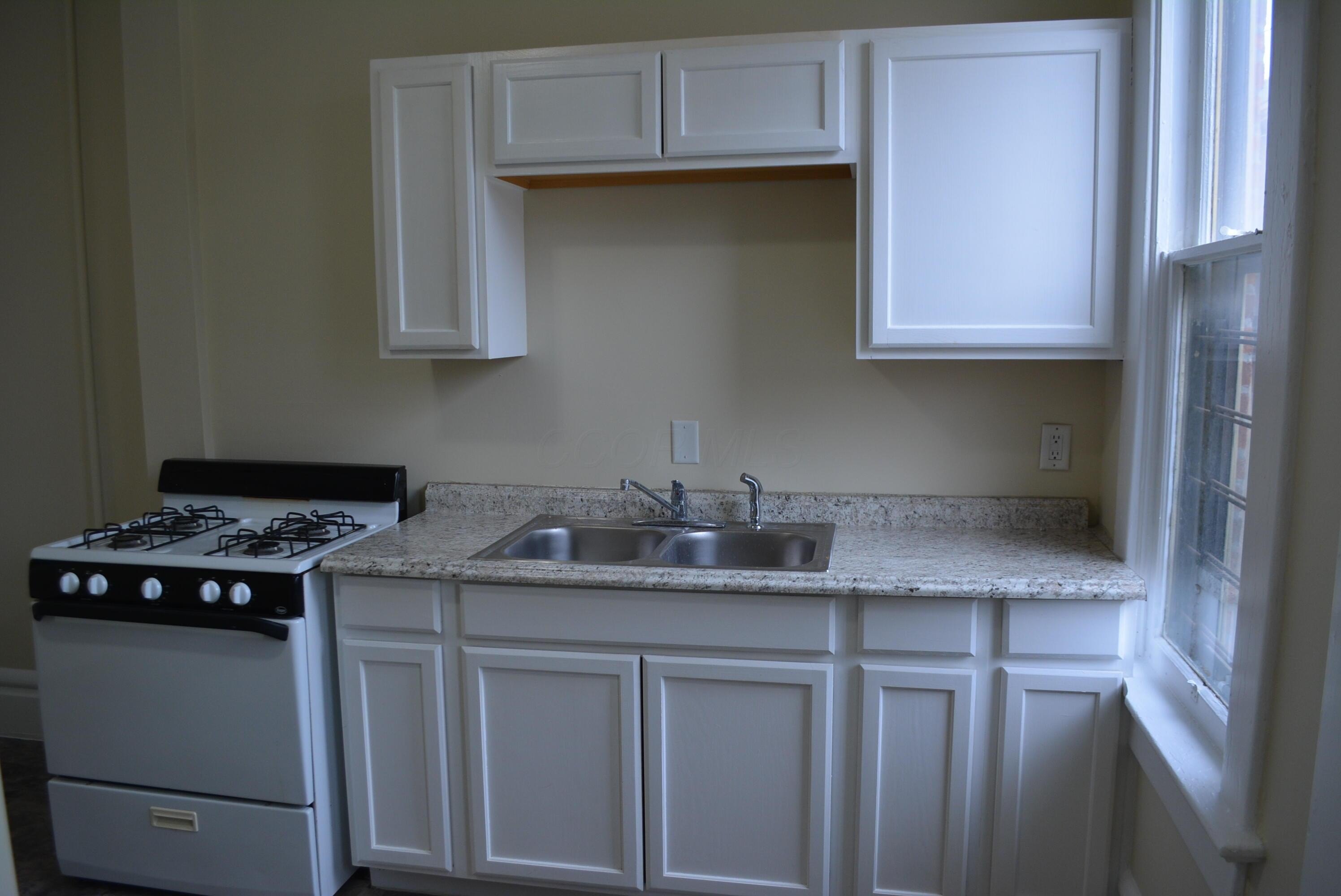 1257 Dennison Ave – photo 5