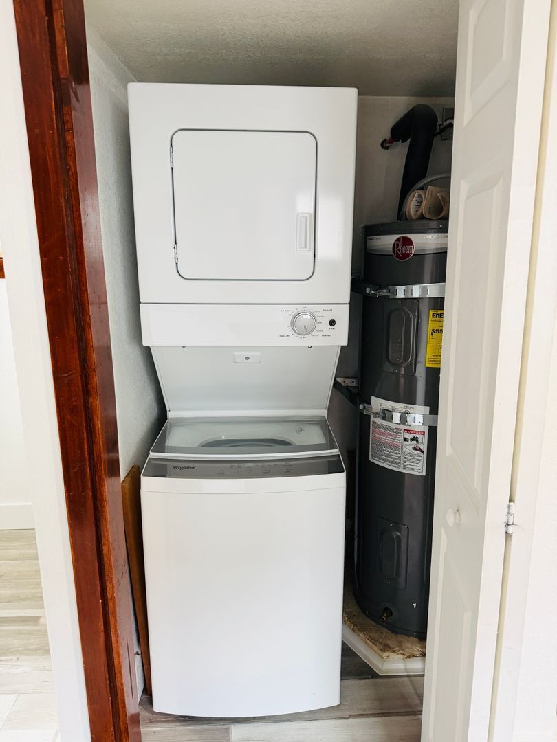 12 S Elm St unit Unit B – photo 4